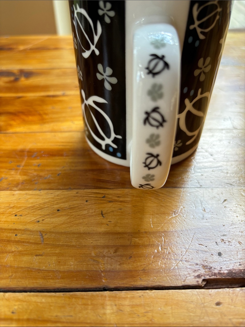 Ceramic Honu Sea Turtle Black Mug Designed In Hawaii By Maui Pacific Traders - Picture 4 of 7